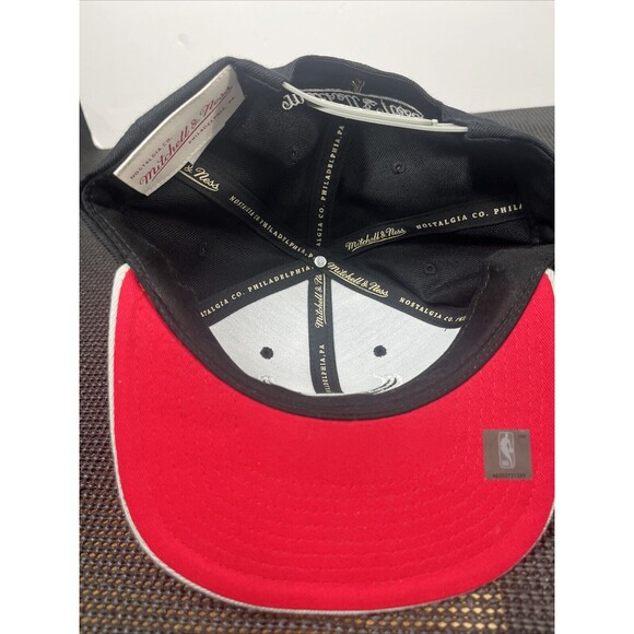 MITCHELL & NESS CHICAGO BULLS ORIGINAL FIT SNAPBACK ADJUSTABLE HAT CAP NBA - Picture 3 of 4